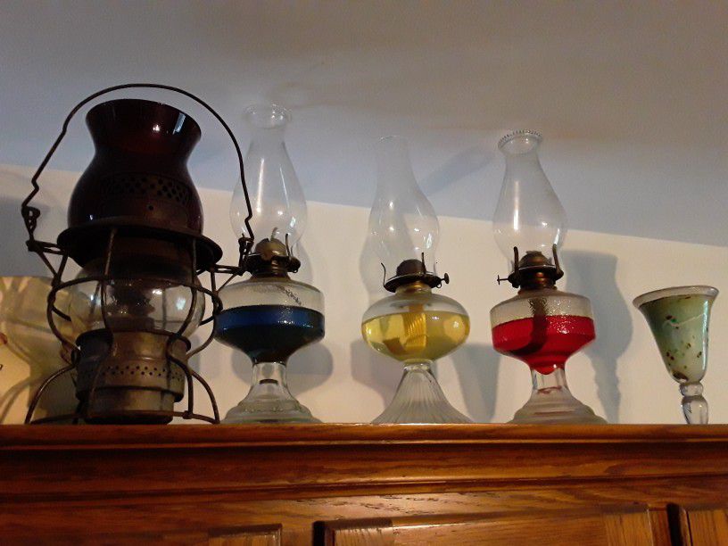 Antique Oil Lamps (Set Of 4)