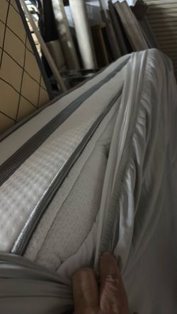 Queen mattress