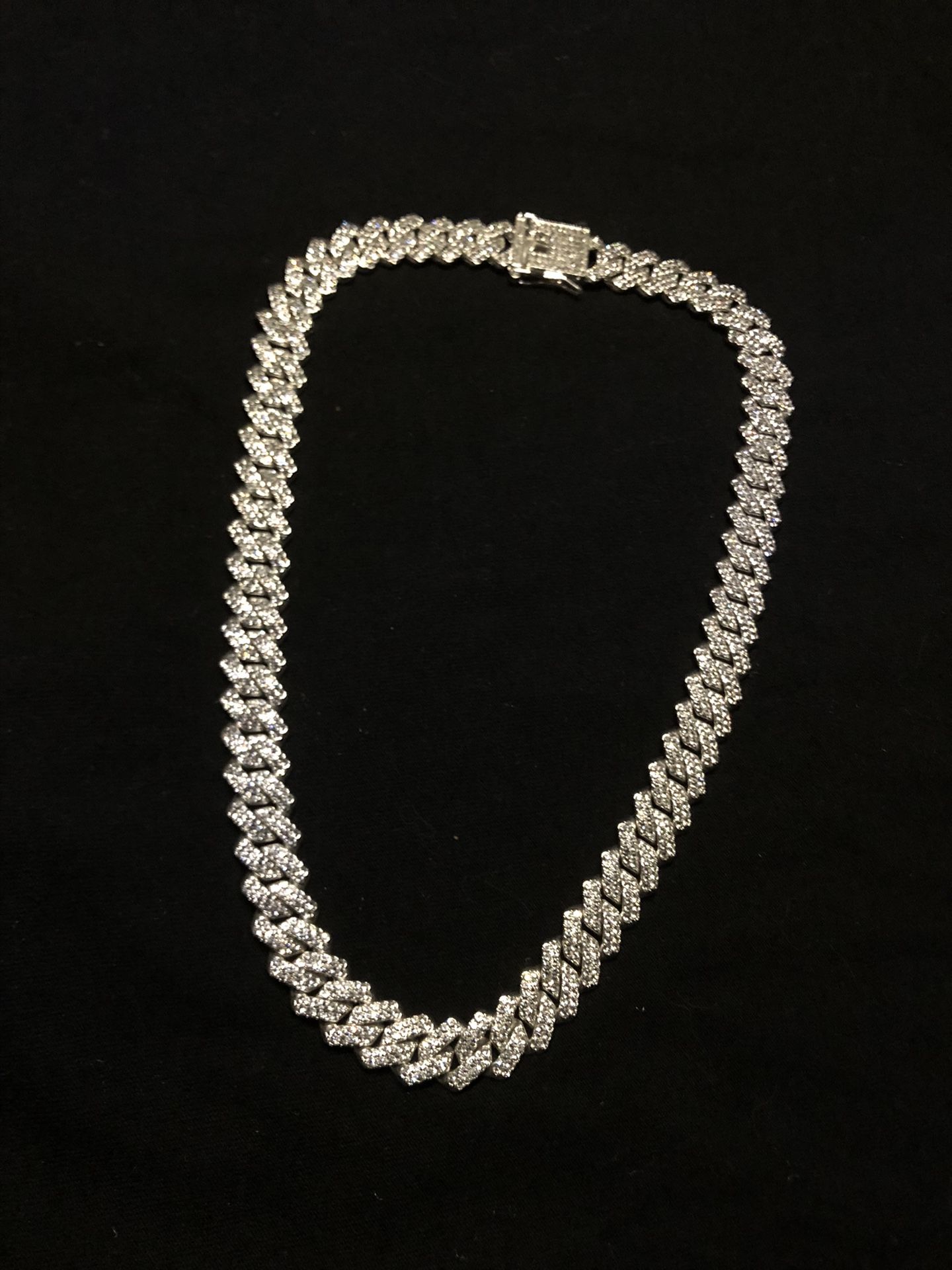 Men or Women’s Fashion Silver Chain