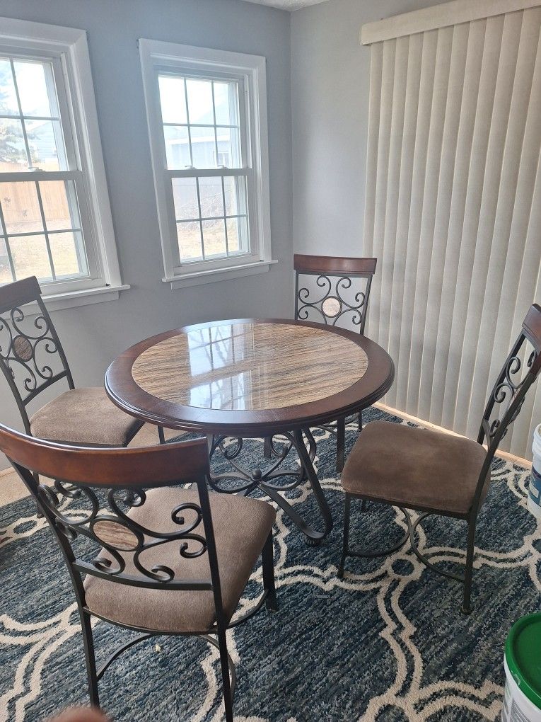 Kitchen Table With Chairs
