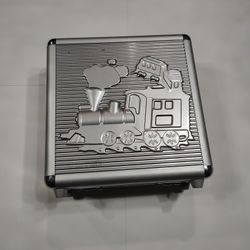 Aluminum Locking Storage Case / Briefcase – Foam Interior