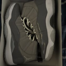 Jordan retro 11 cool grey size 11