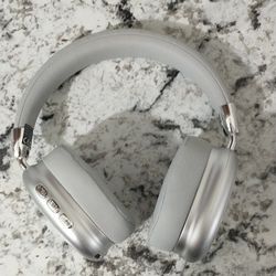 Grey And Silver Wireless Headphones 