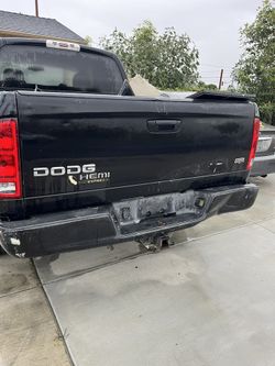 Dodge Ram 1500 Tailgate