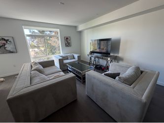 Z gallerie living room set