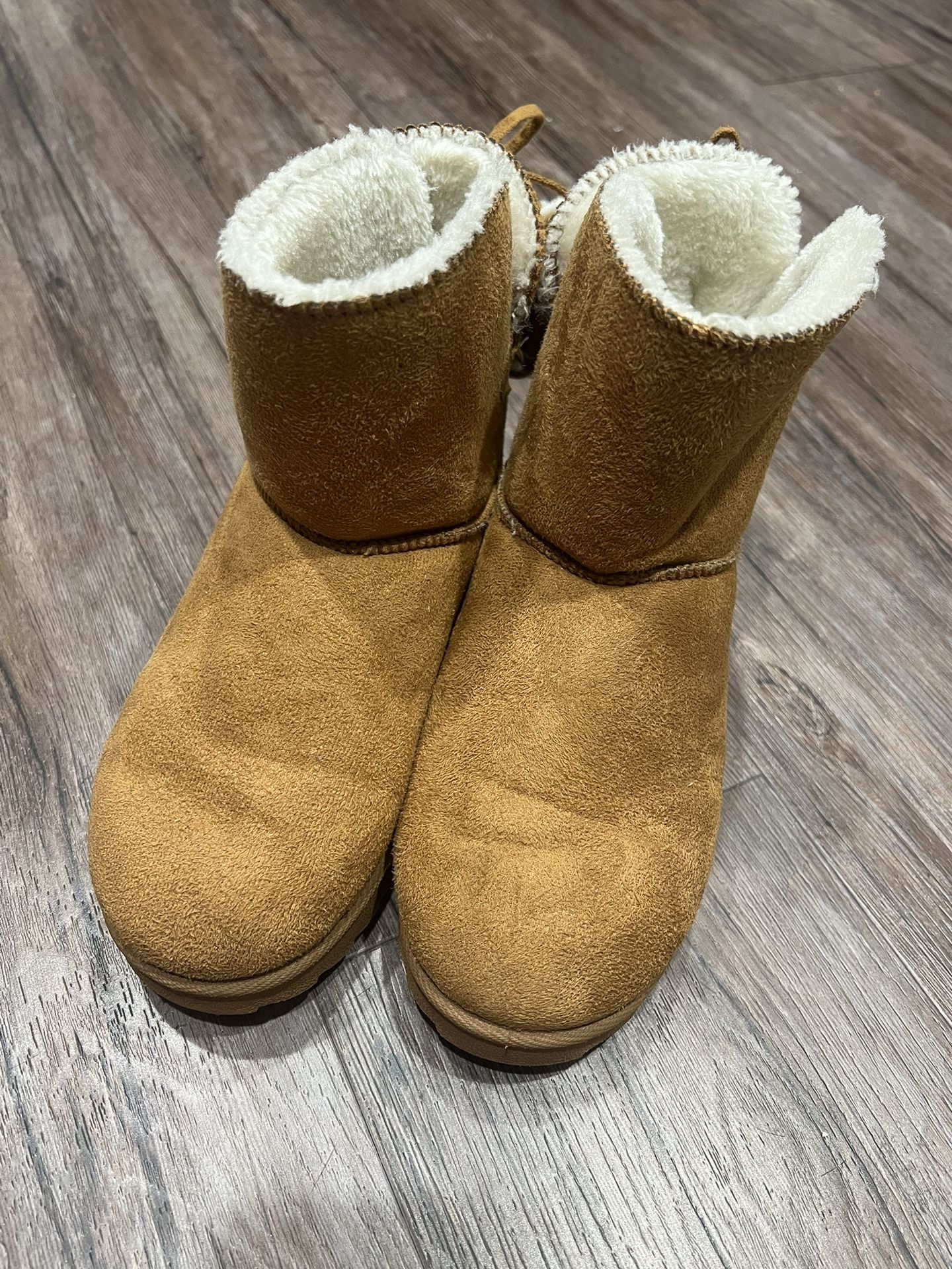 MUDD Boots, Size 6