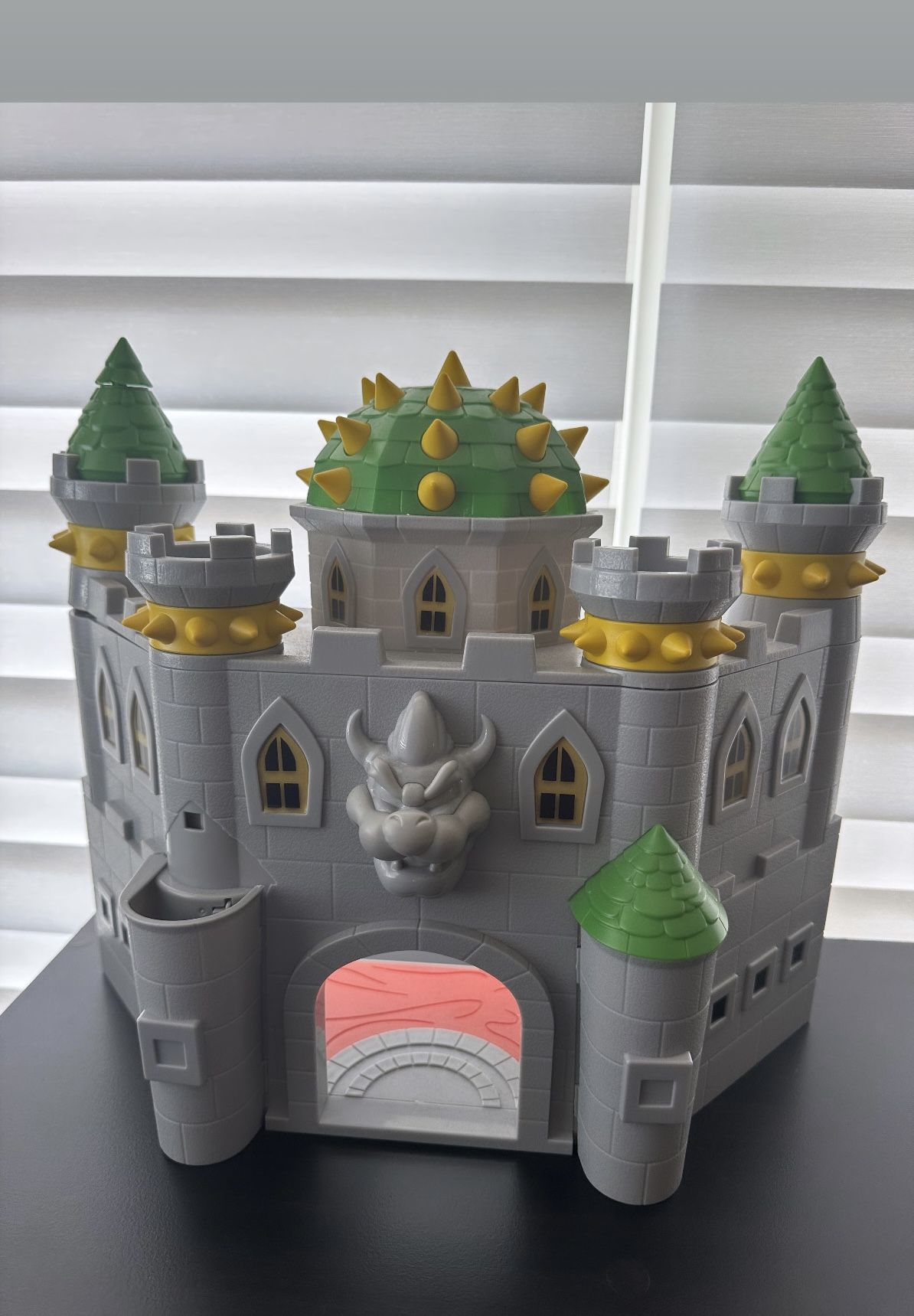 Super Mario- Bowser Castle