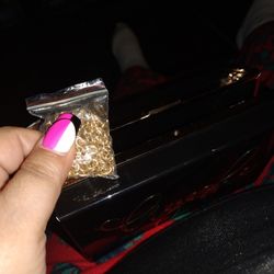 Aeysha Purse W Gold Chain Handle 