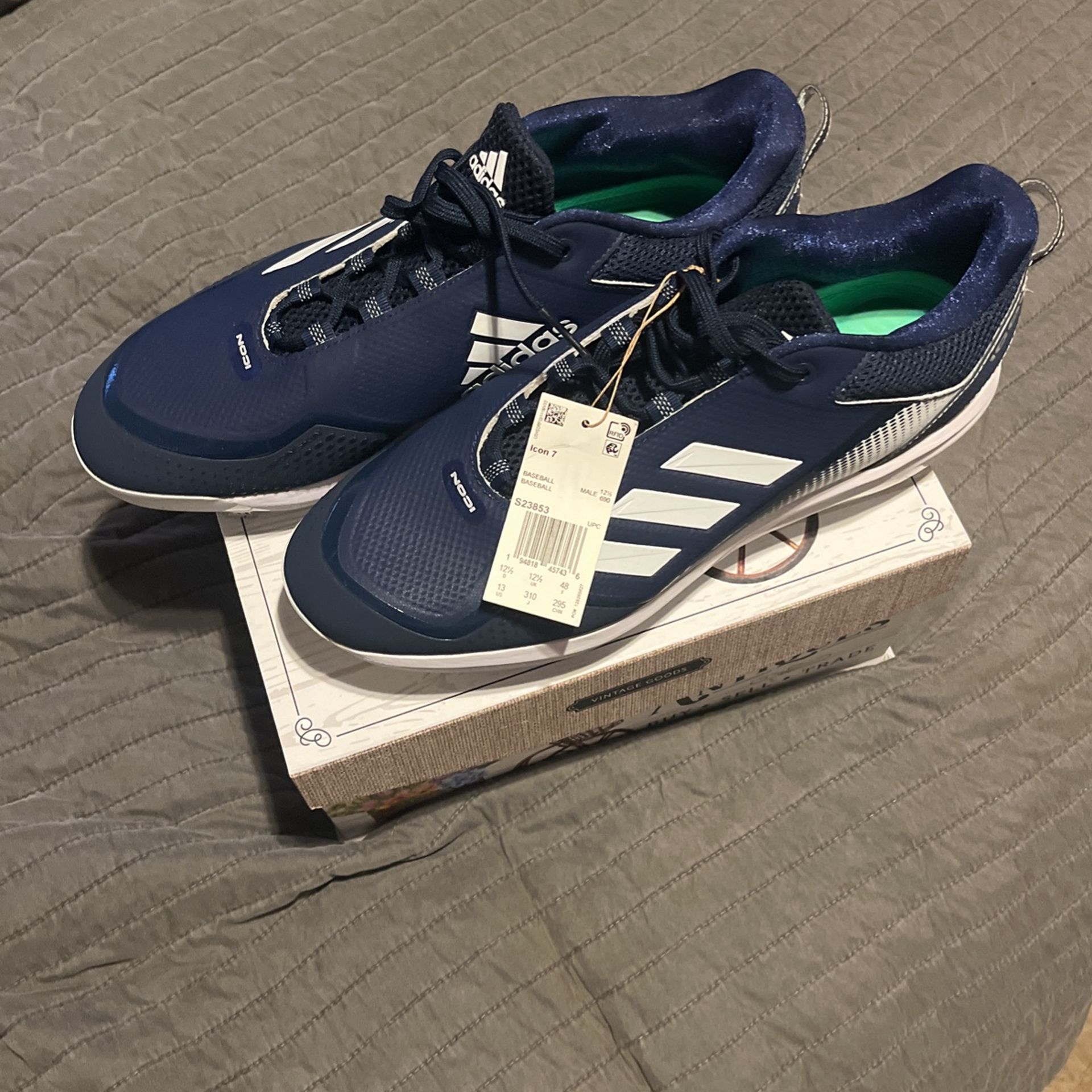 Men’s Adidas Icon 7 (Size 12 1/2)
