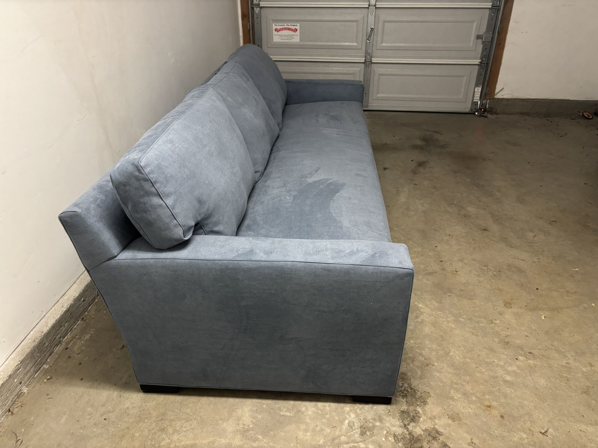 Crate And Barrel Axis Couch 105 Inch