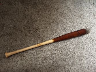 Game-Ready Maple Wood Baseball Bat 33/29 Cupped
