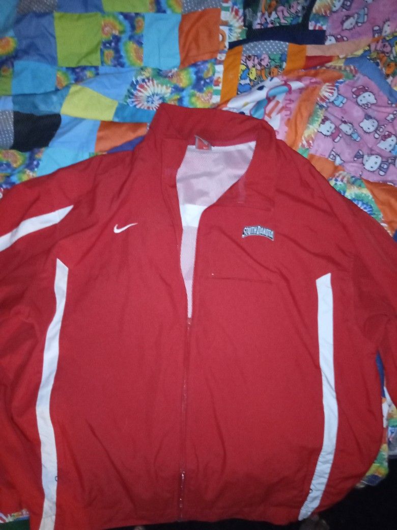 Nike South Dakota Jacket Size 2xl