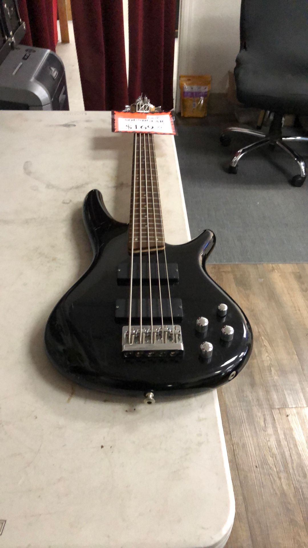 10030 Soundgear 5-string Solid Body Black Bass Guitar 05272