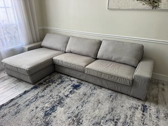 Sectional Sofa with Chaise – Very Good Condition