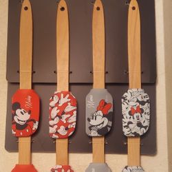 Mickey Mouse 4 Pack Silicone Spatulas