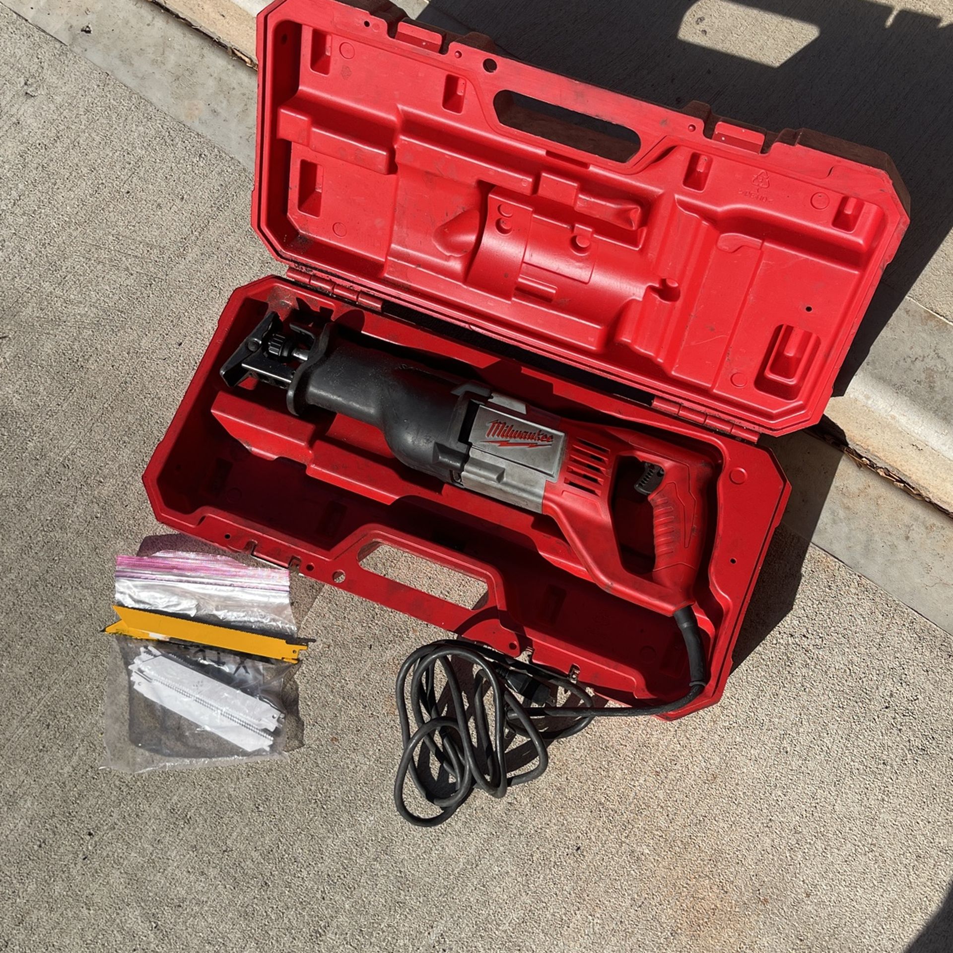 Milwaukee Sawzall 1-1/8 stroke