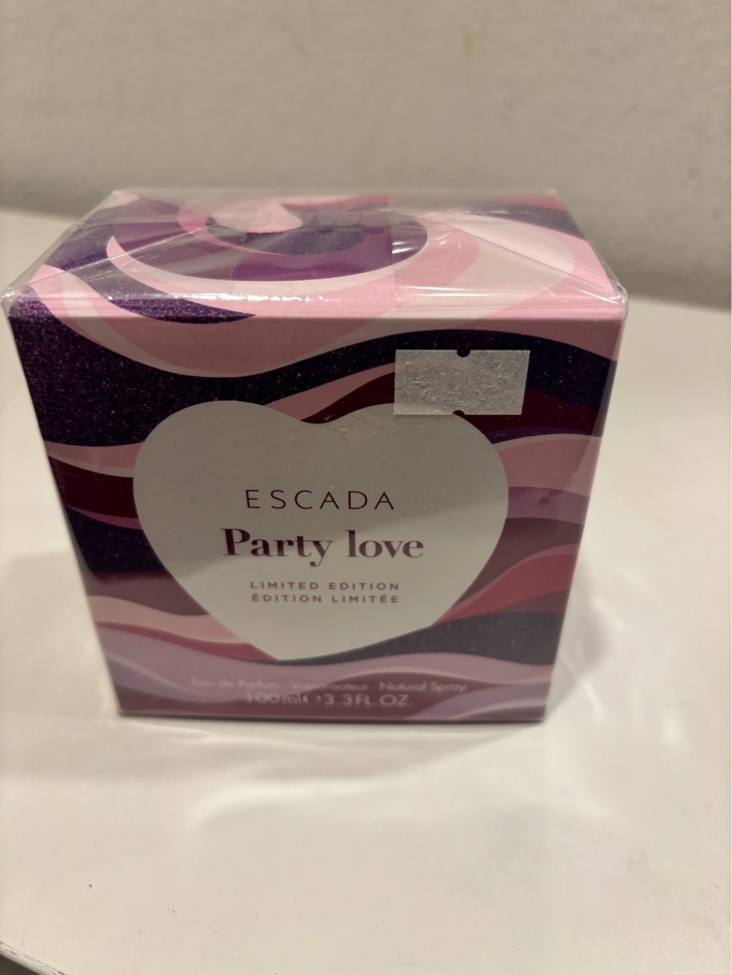 Escada perfume