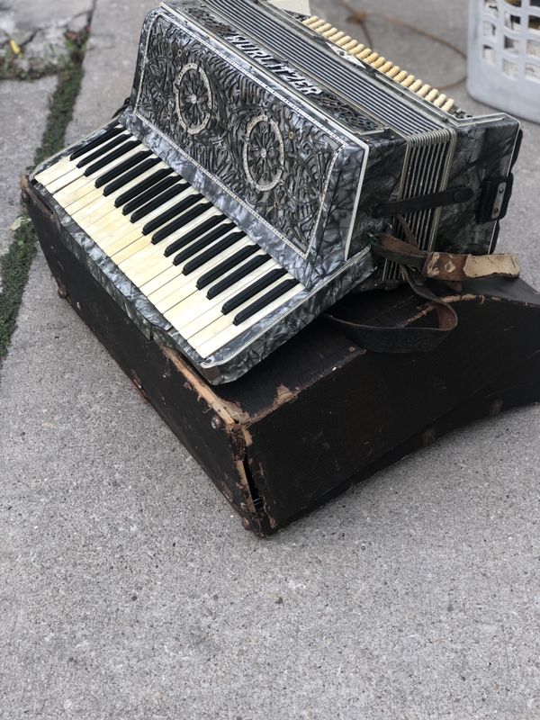 Wurlitzer accordion antique for Sale in Chicago, IL OfferUp
