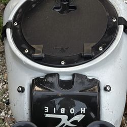 Hobe live bait tank with 3 rod holders