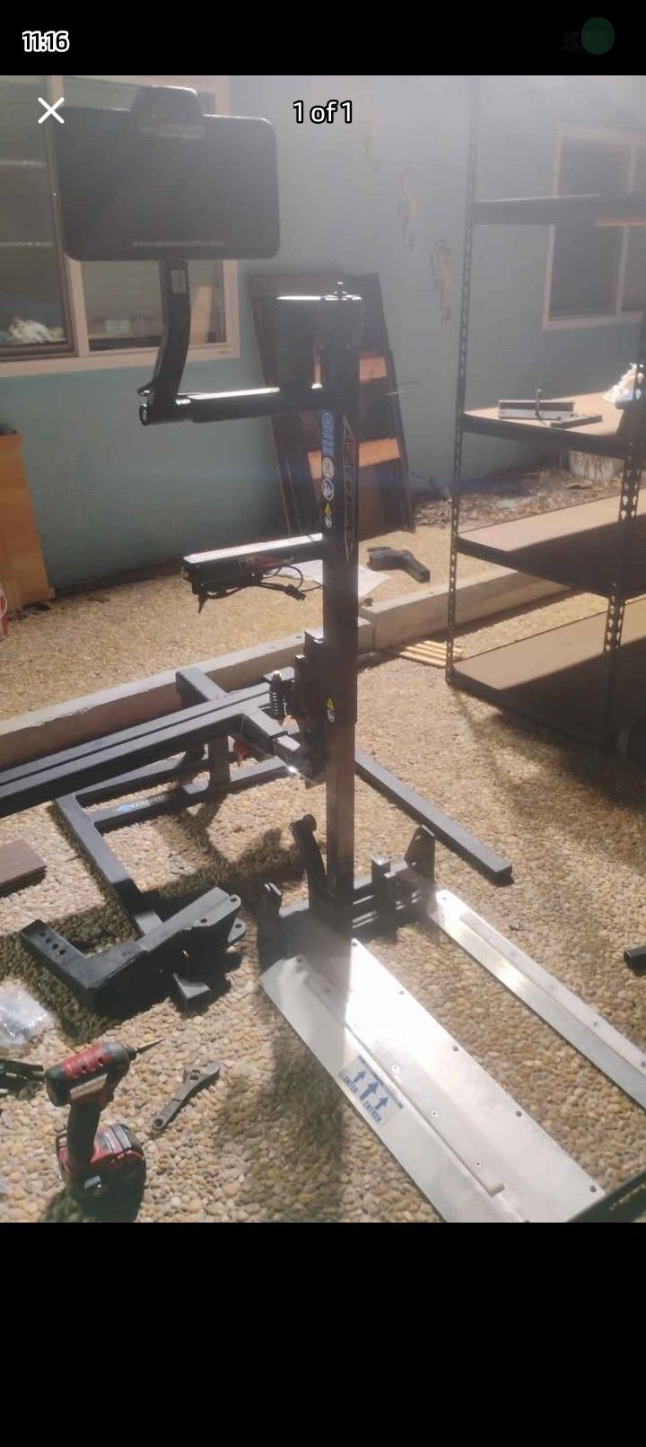 Outlander Mini Wheelchair Lift All Working Parts 2 Keys And Brand New Never Used I Purchased This For 1900 For My Dad 3 Mths Ago His Health