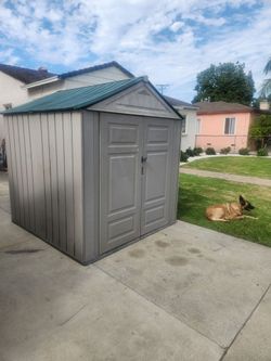 Rubbermaid BIG MAX Jr. Outdoor Hard resin 7×7 storage shed
