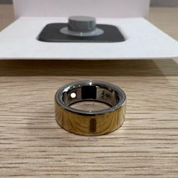 Gold Oura Ring 4 (Size 8)