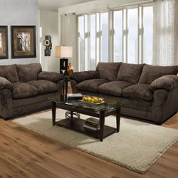 Beautiful Cozy Nice Couch And Loveseat 
