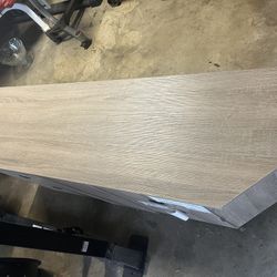 TV Stand/ Entertainment Center