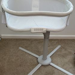 Halo bassinet 
