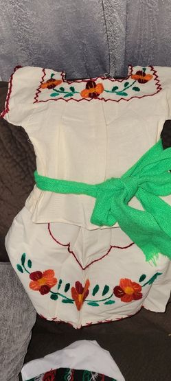 Mexican Style Dresses Prices Vary 