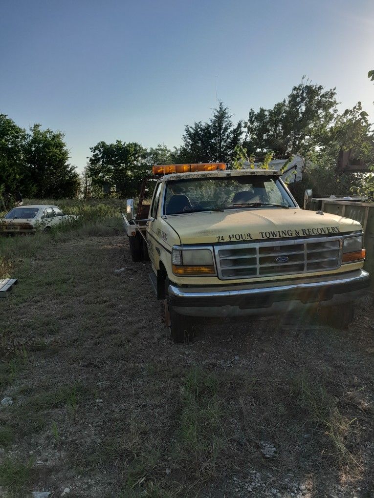"95" Ford XLT Diesel w/ Rollback