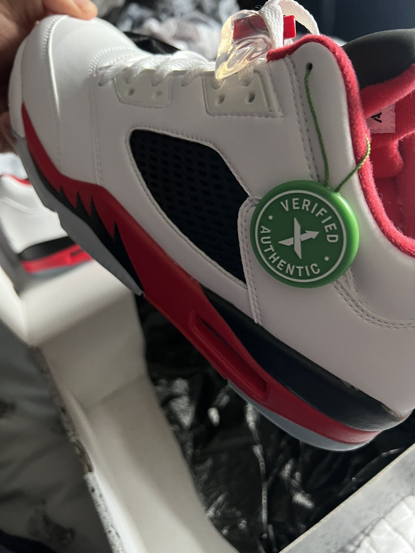 Jordan 5 Retro Low Fire Red Size: US M 11.5