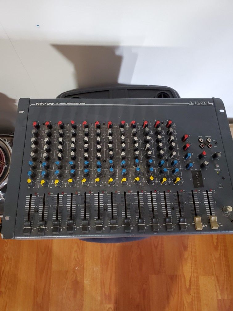 D O D 12 Channel  Mixer 