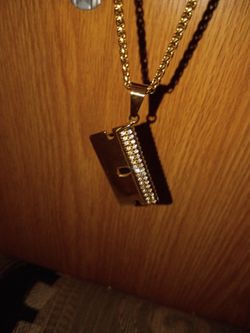 18k Gold Plated Chain & Razor Blade Pendant