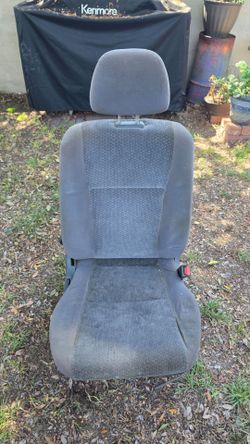 1992 to 1995 Honda Civic Sedan Front Passenger Seat OEM Gray Cloth