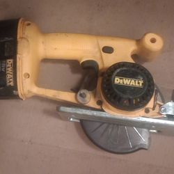 DeWalt DC390K 18V XRP 6-1/2" Circular Saw (tool only)