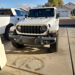 2024 Jeep Gladiator