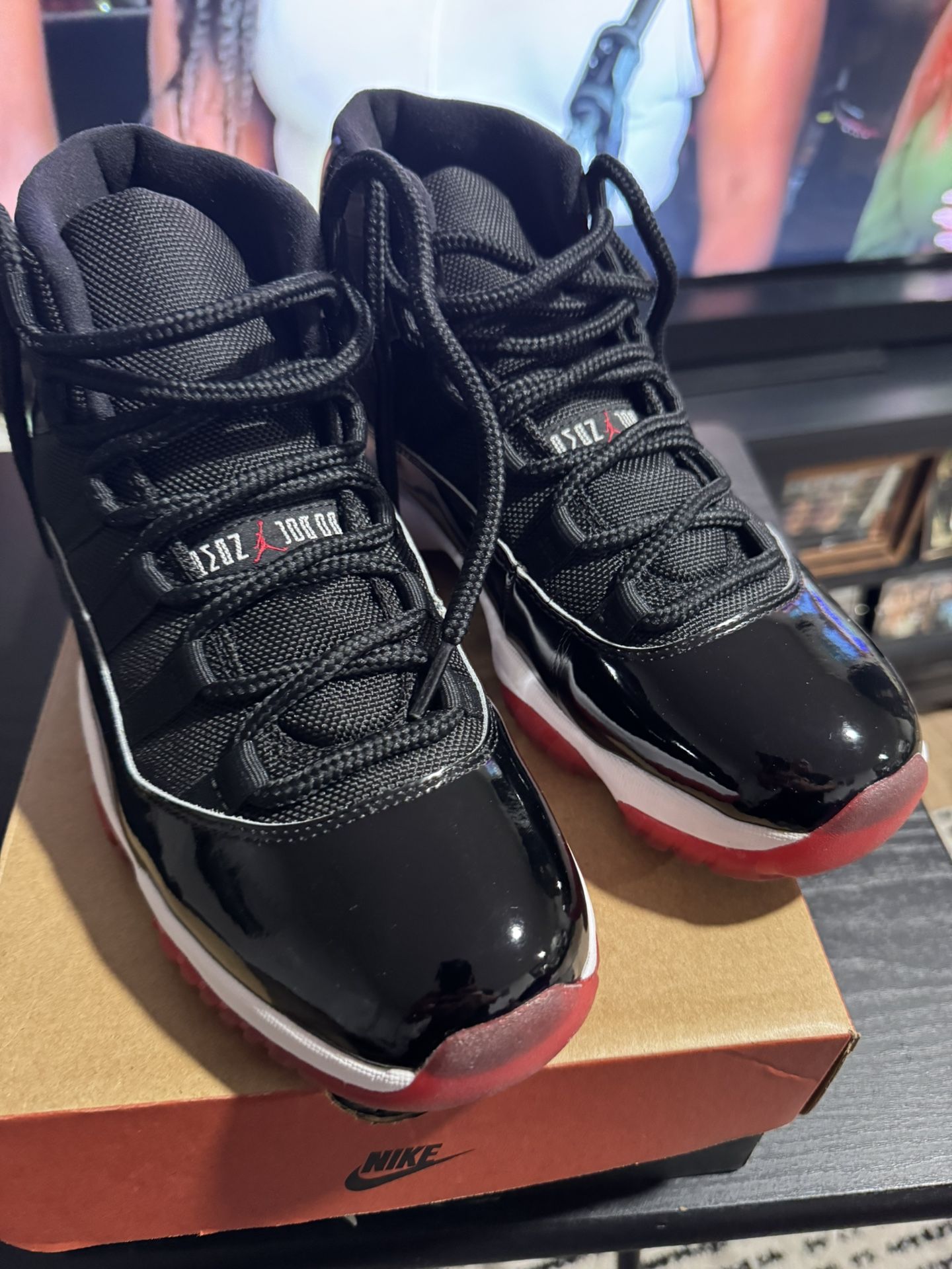Jordan 11 Retro Playoffs Bred (2019)