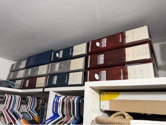 Assorted football cards. 90s mostly