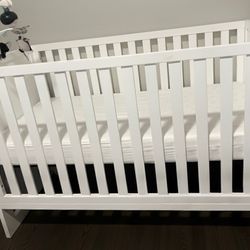 White New Delta Crib 