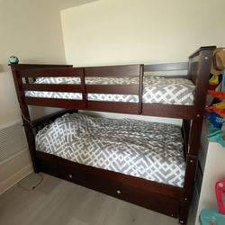 Twin Bunk Beds With Trundle 