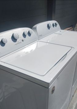 NICE! NEWER WHIRLPOOL Washer and Dryer Set, Delivery Install