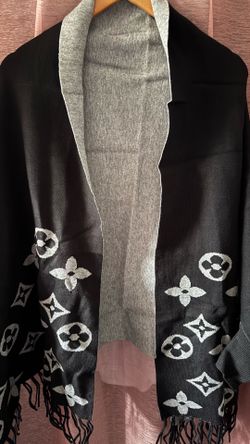 Brand New beautiful women’s Pancho