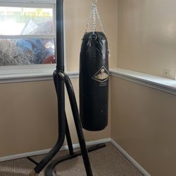 60lb Punching Bag With Stand