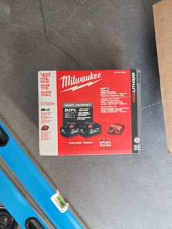 Milwaukee Batterys