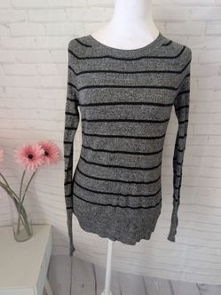Mossimo long sleeve shirt