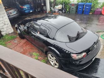 Black Mazda rx8