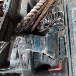 Bosh Hammer Drill With Bits Paid 800 Pluse Bits Between 50 100 Each Cleans Up And Works Like New Need Gone Today