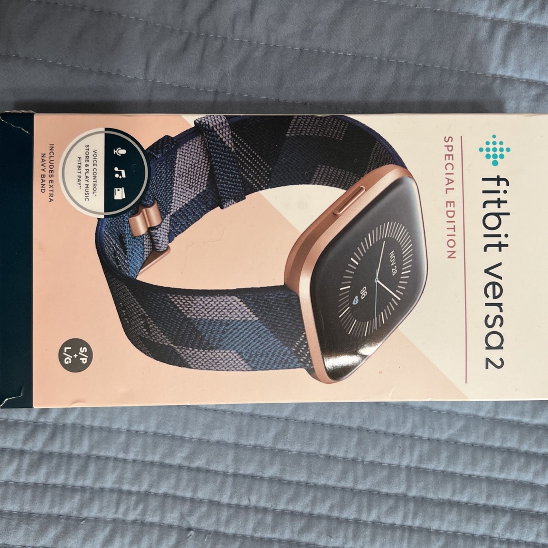 Fitbit Versa 2 - Special Edition with Extra Accessories 