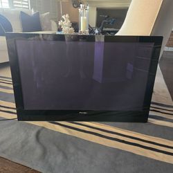 Pioneer PDP 4270HD Plasma TV